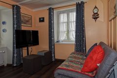 Coin séjour avec divan-futon